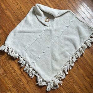 Elegant Cream Sweater Poncho
